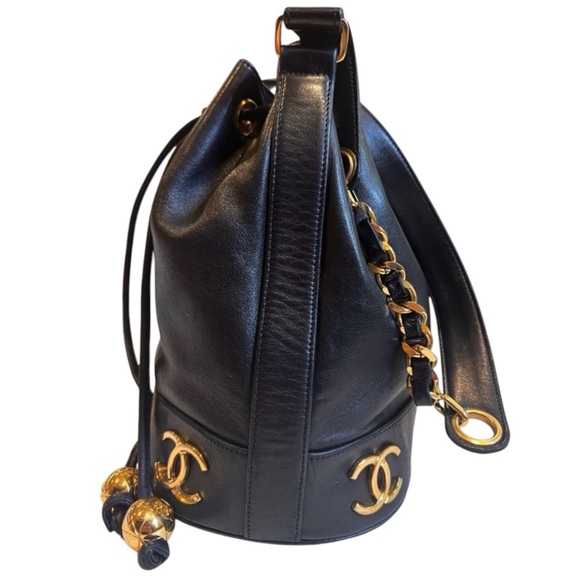 CHANEL Authentic Black Lambskin Leather CC 90s Mini Bucket Bag 24K Gold Hardware - Picture 7 of 14